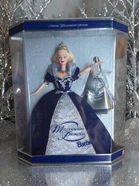 Barbie Millennium Princess Doll Happy New Year 2000